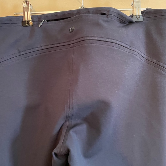 Sz 12 Lululemon Navy Mid weight pants. - Picture 5 of 7